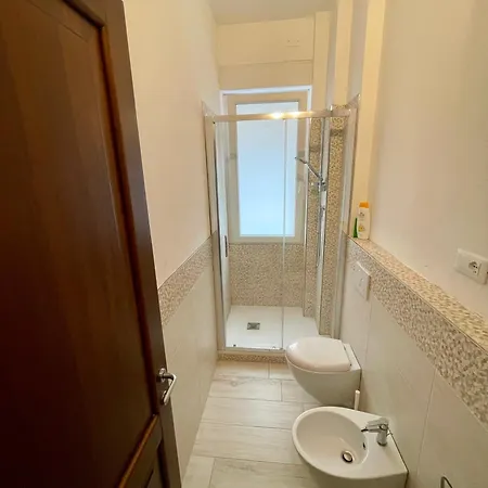 Monolocale Con Posto Auto La Chicca Del Golfo Lägenhet